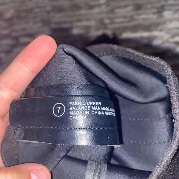 Women’s high calf boots with heels and full zipper - Picture 3 of 3